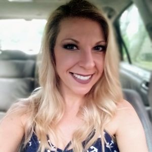 Meet your Posher, Jenn